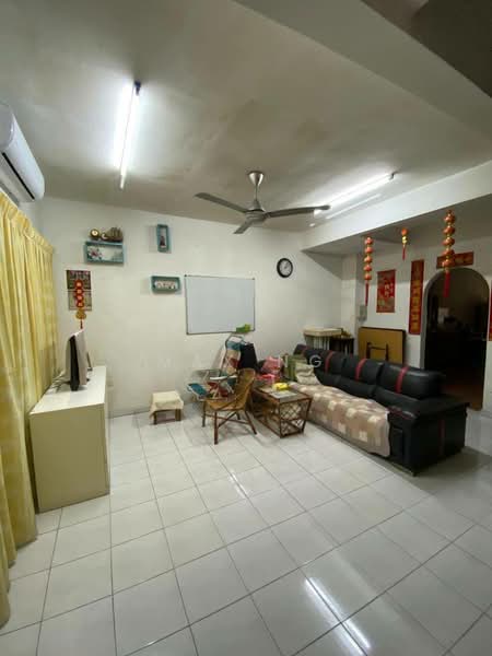 Terraced House for Sale in Taman Nusa Perintis 2 (Iskandar Puteri (Nusajaya)) - Max Ng - Living Room - PropertyGuru.com.my