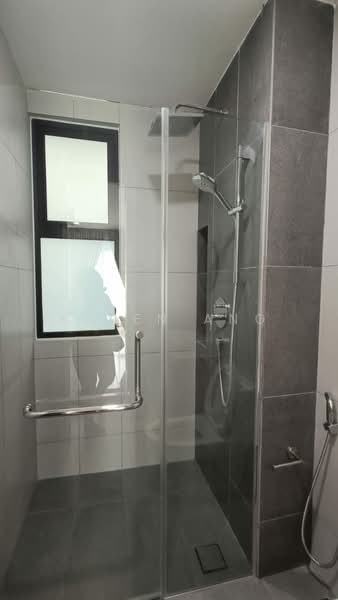 Servis Apartment untuk Disewa di Ruby Seapark - Karen Ang - Bathroom - PropertyGuru.com.my