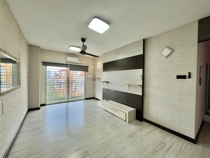 Kondominium untuk Dijual di Casa Idaman - Azli Ibrahim - Living Room - PropertyGuru.com.my