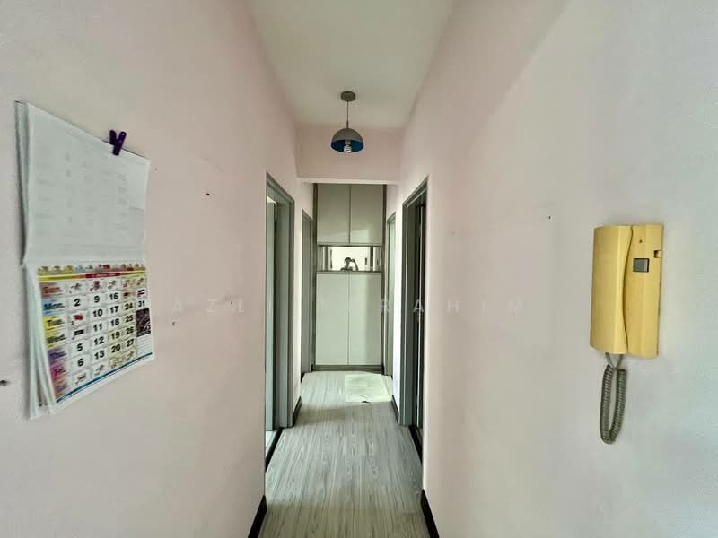 Kondominium untuk Dijual di Casa Idaman - Azli Ibrahim - Corridor - PropertyGuru.com.my