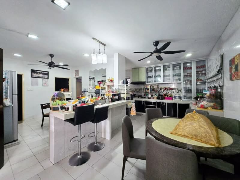 Semi-Detached House for Sale in Taman Saujana Emas (Kajang) - Zul Syafiq - Kitchen - PropertyGuru.com.my
