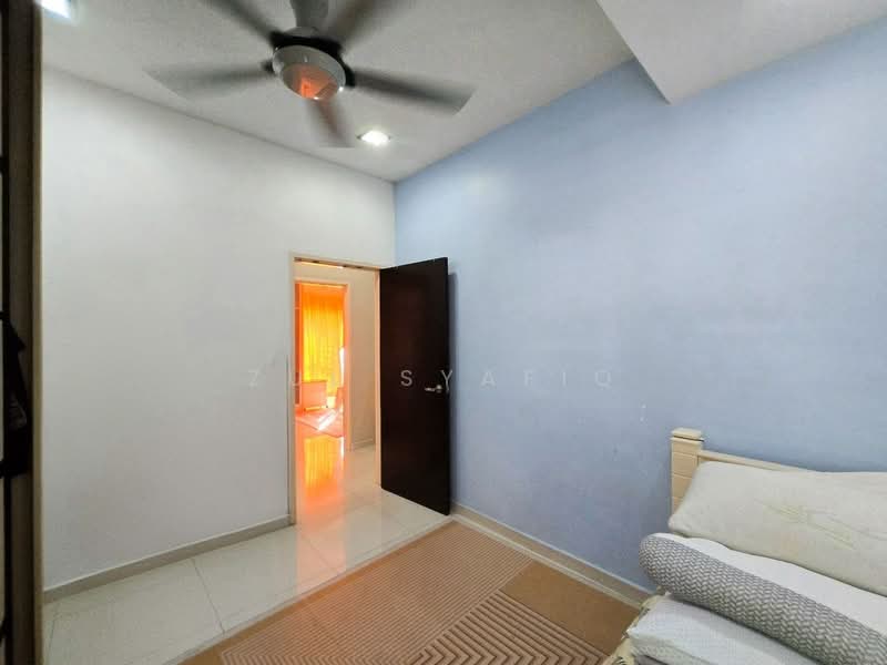 Semi-Detached House for Sale in Taman Saujana Emas (Kajang) - Zul Syafiq - Bedroom - PropertyGuru.com.my