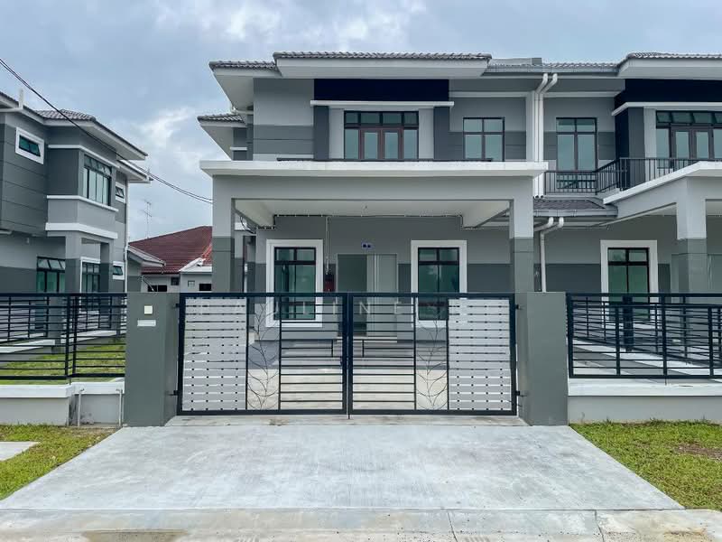 Rumah Berkembar untuk Dijual di Kelapa Sawit (Kulai) - Pauline Ng - Exterior - PropertyGuru.com.my