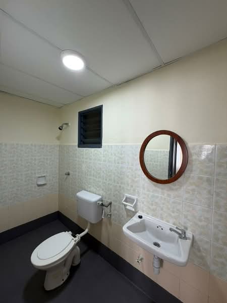Condominium for Rent at Menara Menjalara - Kew . - Bathroom - PropertyGuru.com.my