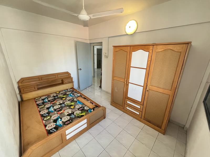 Apartment for Rent at Eastern Court - Yang Lim - Bedroom - PropertyGuru.com.my