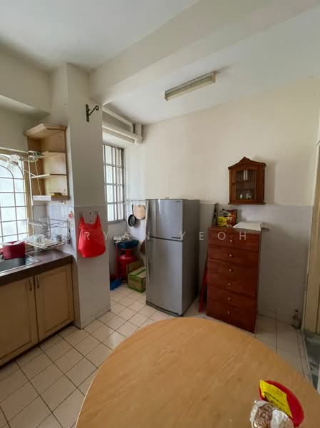 Kondominium untuk Dijual di Ridzuan Condominium - Bryan Yeoh - Kitchen - PropertyGuru.com.my