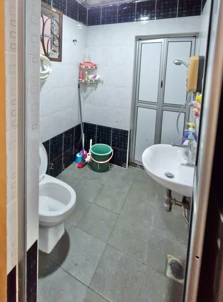 Rumah Teres 2 Tingkat untuk Dijual di Taman Sri Cheras (Cheras) - Azli Ibrahim - Bathroom - PropertyGuru.com.my