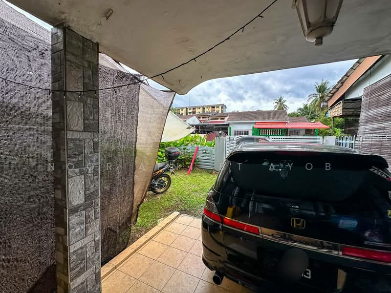 Rumah Teres 1 Tingkat untuk Dijual di Seksyen 2 (Bangi) - Noor Aini Bt Ayob - Exterior - PropertyGuru.com.my