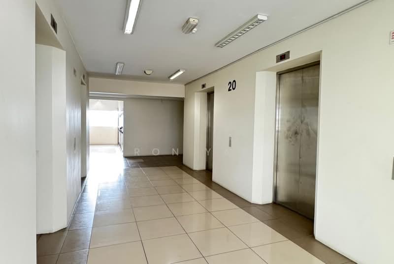 Service Residence for Sale at Platinum Lake PV 21 - Ron Yap - Corridor - PropertyGuru.com.my