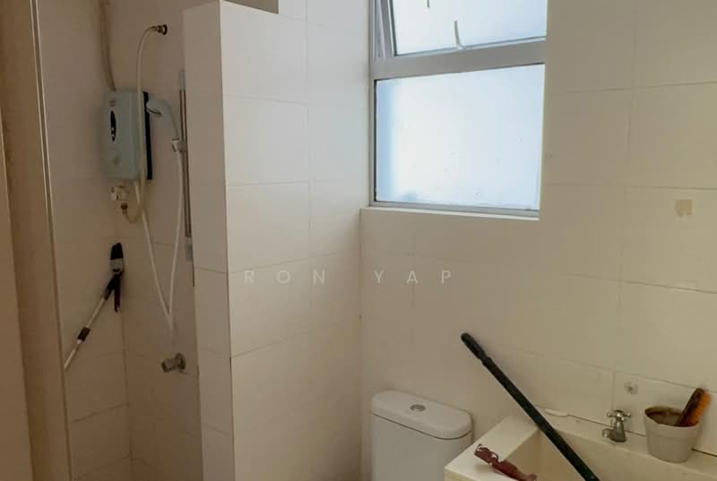 Service Residence for Sale at Platinum Lake PV 21 - Ron Yap - Bathroom - PropertyGuru.com.my