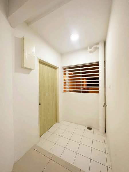 Condominium for Rent at The Clovers - Jinelle Ong - Corridor - PropertyGuru.com.my