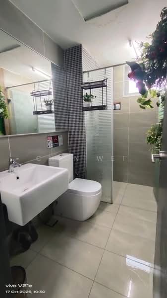 Pangsapuri untuk Disewa di V Residence Suites @ Sunway Velocity - Chun Wei - Bathroom - PropertyGuru.com.my