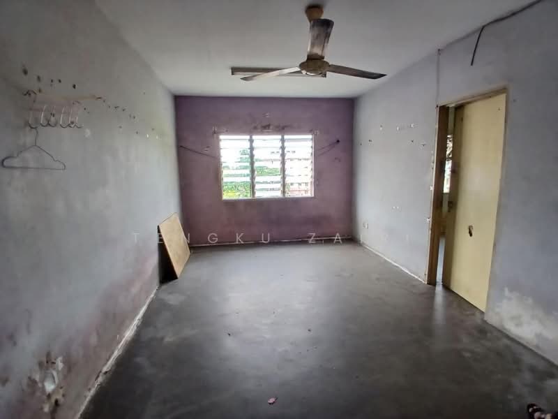 Rumah Flat untuk Dijual di Flat PKNS Section 7 - Tengku Zairi - PropertyGuru.com.my