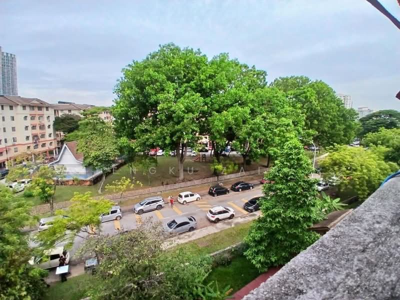 Rumah Flat untuk Dijual di Flat PKNS Section 7 - Tengku Zairi - PropertyGuru.com.my