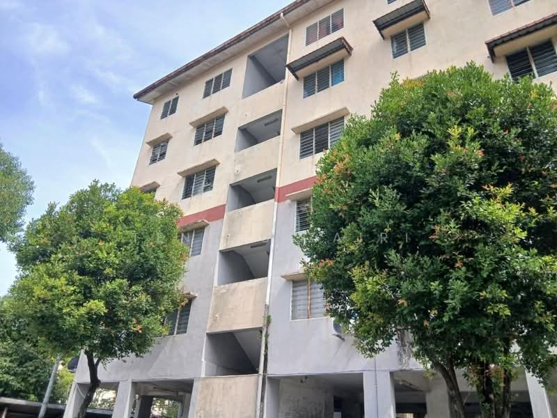 Rumah Flat untuk Dijual di Flat PKNS Section 7 - Tengku Zairi - PropertyGuru.com.my