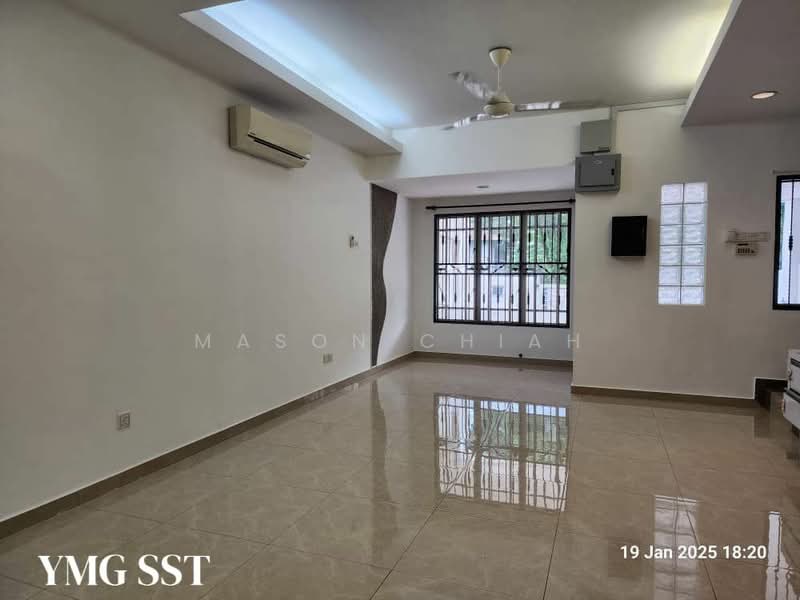 2-storey Terraced House for Sale in Setia Impian (Setia Alam) - Mason Chiah - Living Room - PropertyGuru.com.my