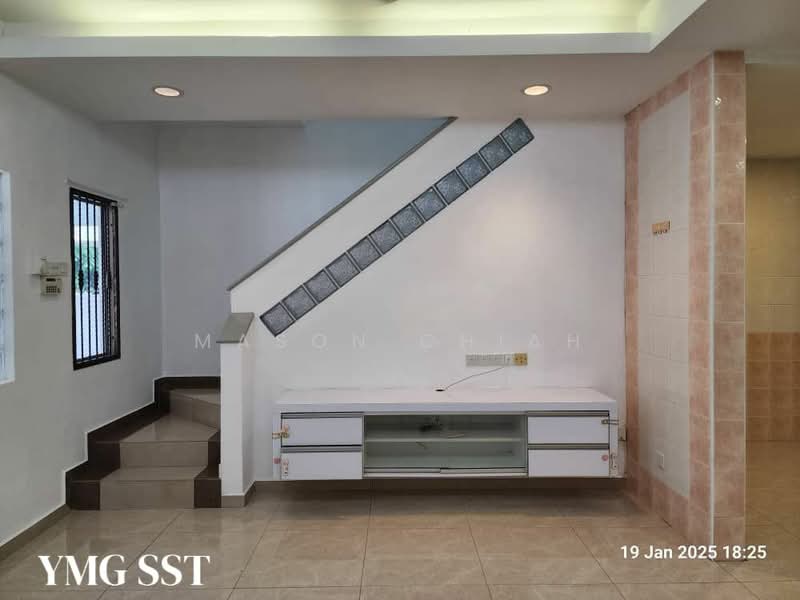 2-storey Terraced House for Sale in Setia Impian (Setia Alam) - Mason Chiah - Living Room - PropertyGuru.com.my