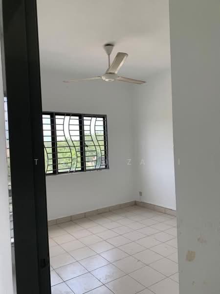 Flat for Sale at Seksyen 24 Shah Alam - Tengku Zairi - PropertyGuru.com.my