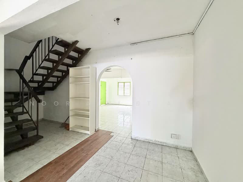 Rumah Teres 2 Tingkat untuk Dijual di Seksyen 19 (Shah Alam) - Noor Aini Bt Ayob - Interior - PropertyGuru.com.my
