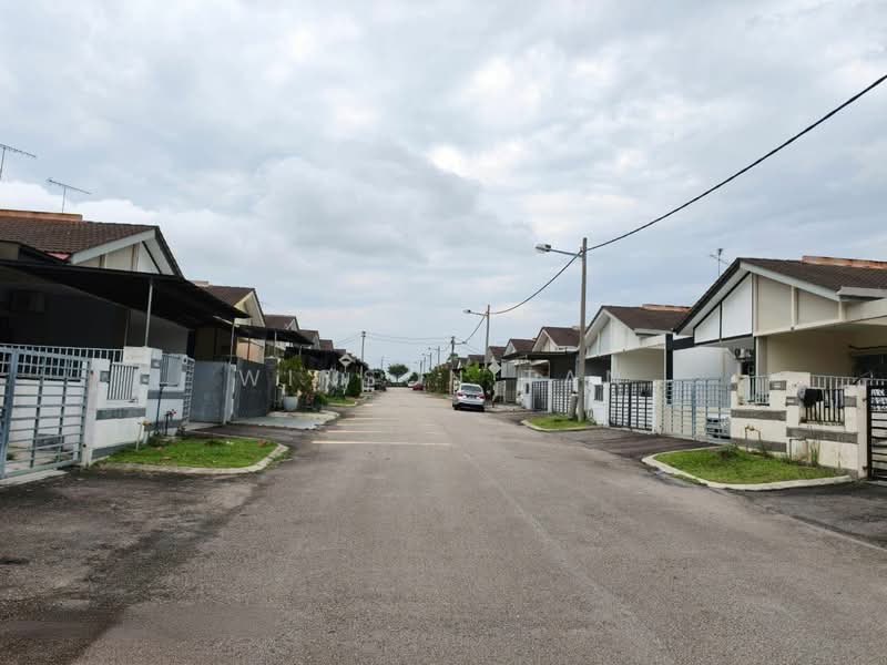 1-storey Terraced House for Sale in Bandar Indahpura (Kulai) - Winson Tan - Exterior - PropertyGuru.com.my