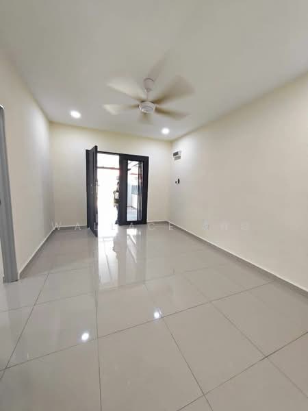 Rumah Teres 1 Tingkat untuk Dijual di Taman Bukit Kempas (Tampoi) - Wallace Ang - PropertyGuru.com.my