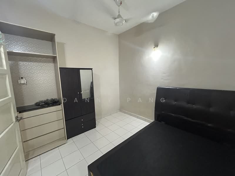 2-storey Terraced House for Sale in TAMAN PUCHONG UTAMA (Puchong) - Danny Pang - Bedroom - PropertyGuru.com.my