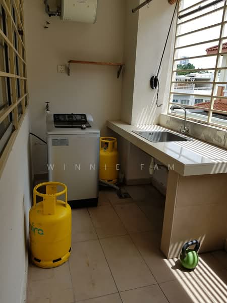 Vila Berkembar untuk Disewa di Petaling Jaya (Selangor) - Winnie Fam - Balcony - PropertyGuru.com.my