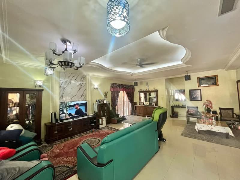 Semi-Detached House for Sale in Taman Taming Maju (Cheras) - Azli Ibrahim - Living Room - PropertyGuru.com.my