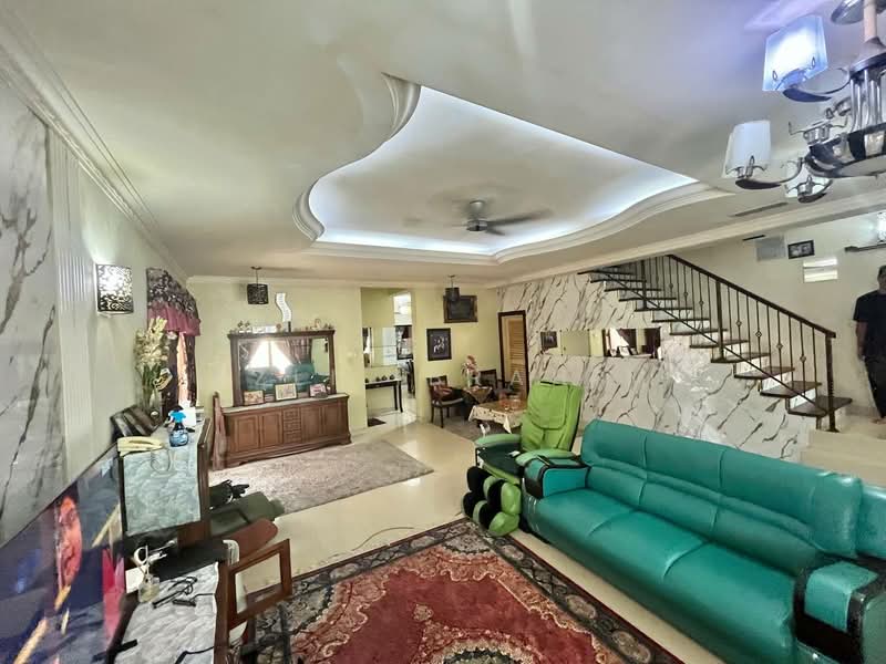 Semi-Detached House for Sale in Taman Taming Maju (Cheras) - Azli Ibrahim - Living Room - PropertyGuru.com.my