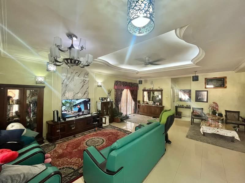 Semi-Detached House for Sale in Taman Taming Maju (Cheras) - Azli Ibrahim - Living Room - PropertyGuru.com.my