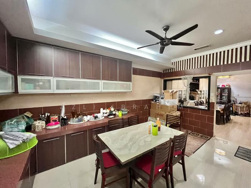 Semi-Detached House for Sale in Taman Taming Maju (Cheras) - Azli Ibrahim - Kitchen - PropertyGuru.com.my