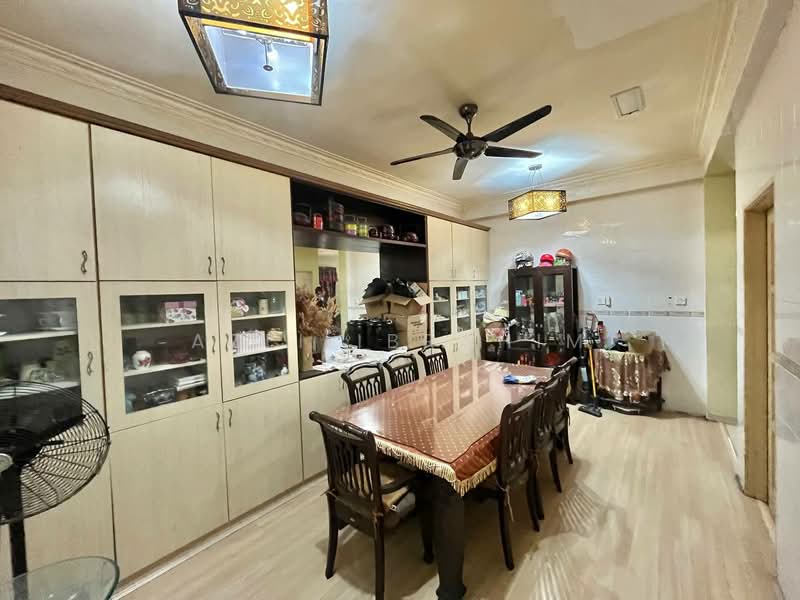 Semi-Detached House for Sale in Taman Taming Maju (Cheras) - Azli Ibrahim - Dining Room - PropertyGuru.com.my
