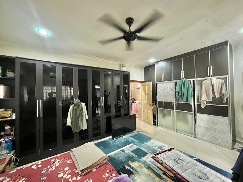 Semi-Detached House for Sale in Taman Taming Maju (Cheras) - Azli Ibrahim - Bedroom - PropertyGuru.com.my
