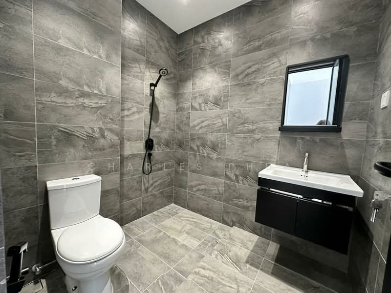Rumah Teres 2 Tingkat untuk Dijual di Bangsar Baru (Bangsar) - Charles Phua - Bathroom - PropertyGuru.com.my