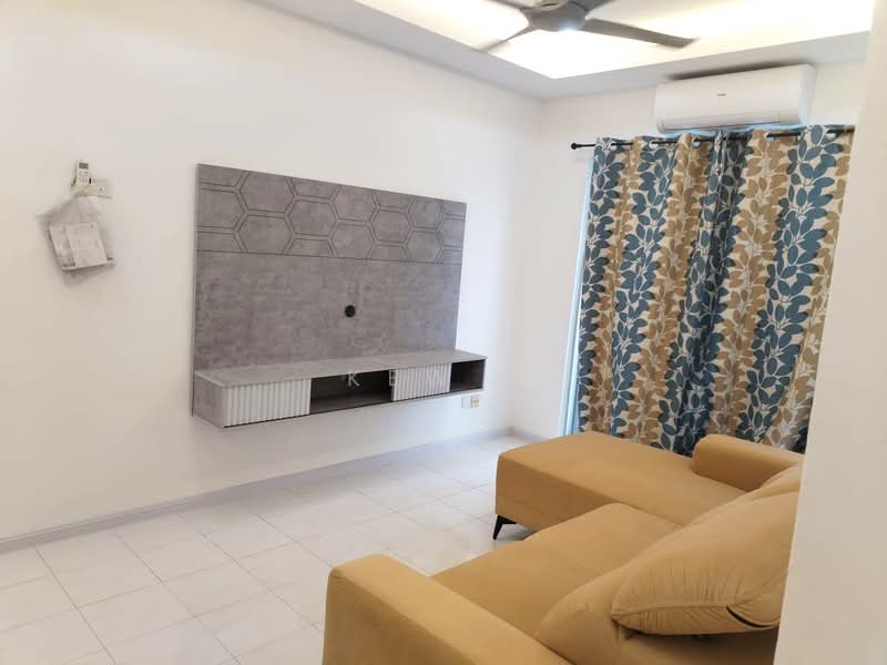 Pangsapuri untuk Disewa di Vista Pinggiran Apartment - Kew . - Living Room - PropertyGuru.com.my