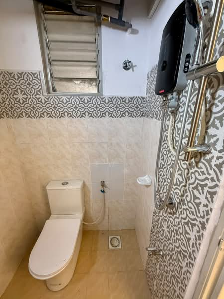 Pangsapuri untuk Disewa di Vista Pinggiran Apartment - Kew . - Bathroom - PropertyGuru.com.my