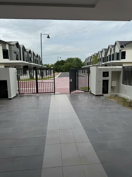Rumah Teres 2 Tingkat untuk Dijual di Bandar Kinrara Seksyen 8 (Bandar Kinrara) - Gerald Liew - Exterior - PropertyGuru.com.my
