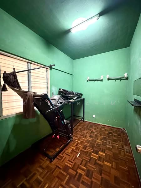 Apartment for Sale at Pangsapuri Cemara - Azli Ibrahim - Gym - PropertyGuru.com.my
