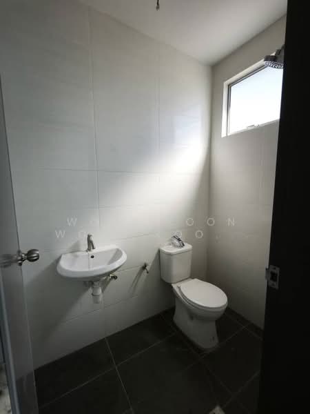 Rumah Teres 2 Tingkat untuk Dijual di Sepang (Selangor) - Wong Koon Wong Koon Weng - Bathroom - PropertyGuru.com.my