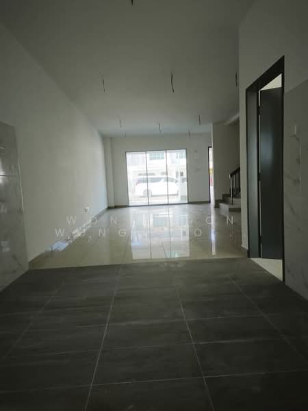 Rumah Teres 2 Tingkat untuk Dijual di Sepang (Selangor) - Wong Koon Wong Koon Weng - Living Room - PropertyGuru.com.my