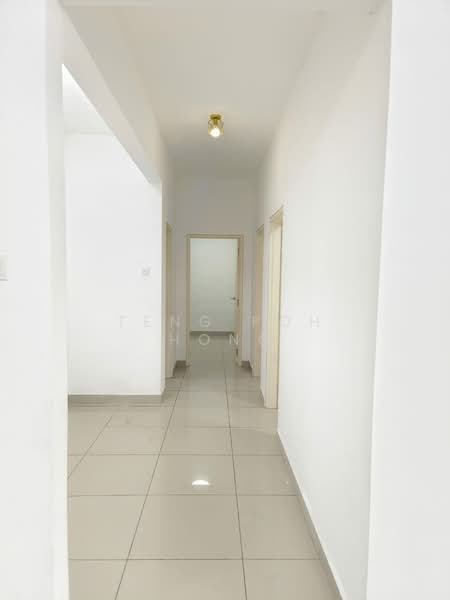 Service Residence for Rent at Galleria Equine Park - Teng Poh Hong - Corridor - PropertyGuru.com.my