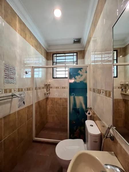 Semi-Detached House for Rent in Johor Bahru (Johor) - Desmond Lim - Bathroom - PropertyGuru.com.my