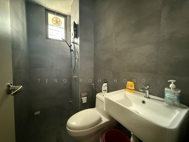 Condominium for Rent at Verando Residence - Teng Poh Hong - Bathroom - PropertyGuru.com.my