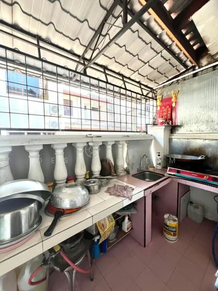 Rumah Teres 2 Tingkat untuk Dijual di Johor Bahru (Johor) - Desmond Lim - Kitchen - PropertyGuru.com.my
