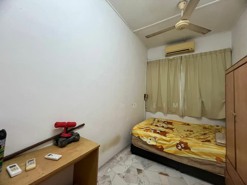 Rumah Teres 2 Tingkat untuk Dijual di Johor Bahru (Johor) - Desmond Lim - Bedroom - PropertyGuru.com.my