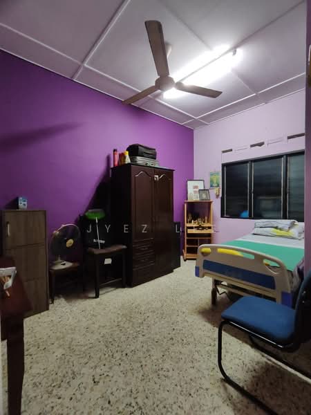 Rumah Berkembar untuk Dijual di Taman Nong Chik (Johor Bahru) - Jyez Lee - PropertyGuru.com.my