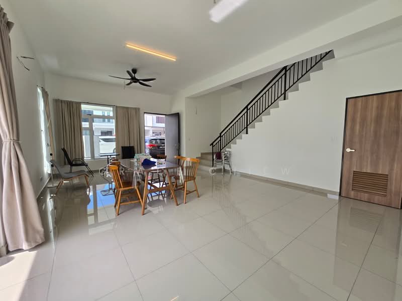 Rumah Teres 2 Tingkat untuk Dijual di Skudai (Johor) - Grace Chiew - Living Room - PropertyGuru.com.my