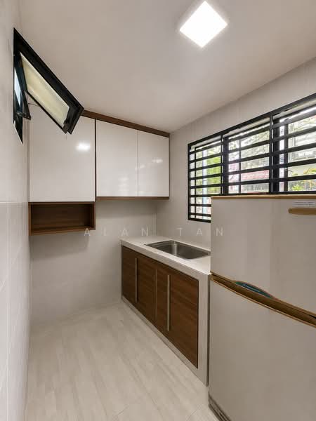 1-storey Terraced House for Sale in Taman Bukit Setongkol Jaya (Kuantan) - Alan Tan - Kitchen - PropertyGuru.com.my