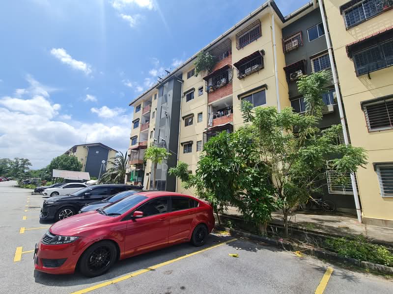 Rumah Flat untuk Dijual di Bandar Baru Bangi Seksyen 2 - Muhd Ajwad - Exterior - PropertyGuru.com.my