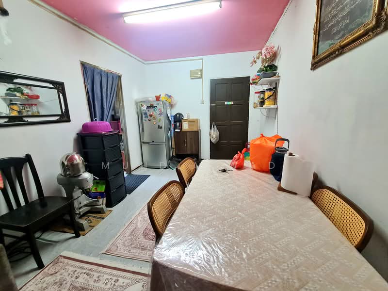 Rumah Flat untuk Dijual di Bandar Baru Bangi Seksyen 2 - Muhd Ajwad - Dining Room - PropertyGuru.com.my